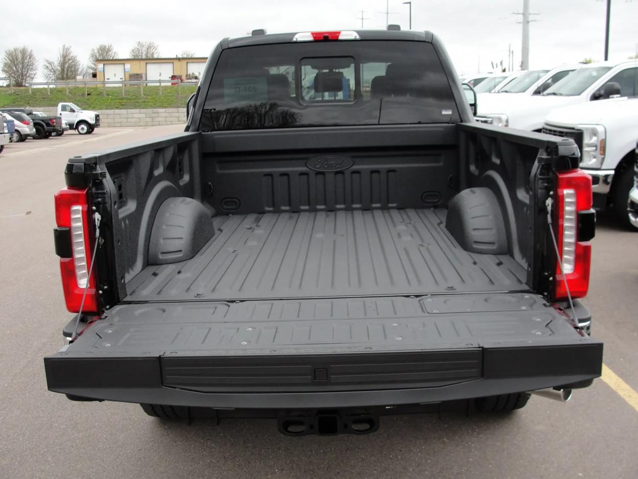 2024 Ford F-250 | Photo 45 of 53