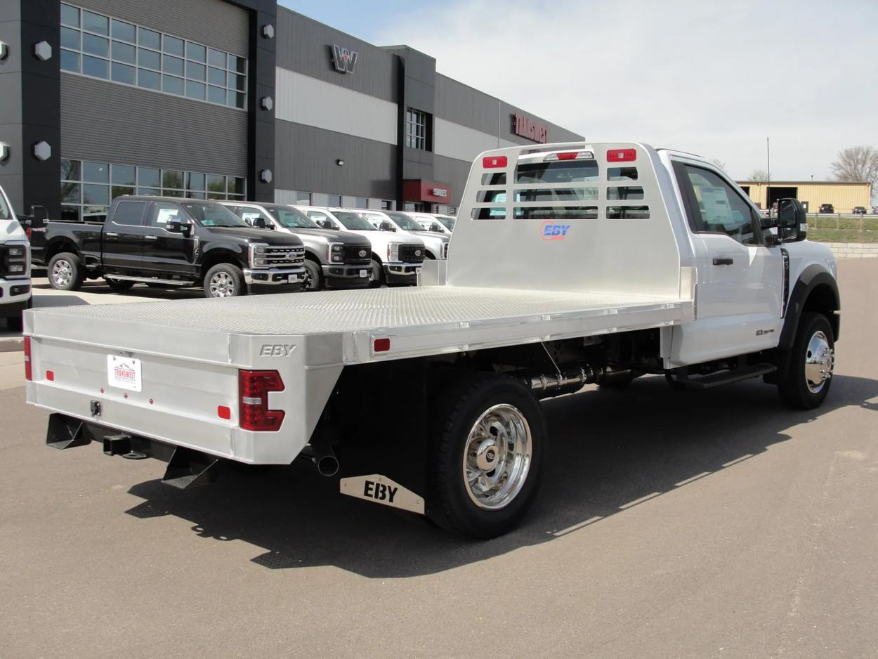 2024 Ford F-550 | Photo 5 of 18