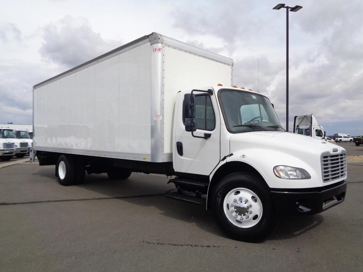 2020 Freightliner M2 106 | Photo 4 of 60