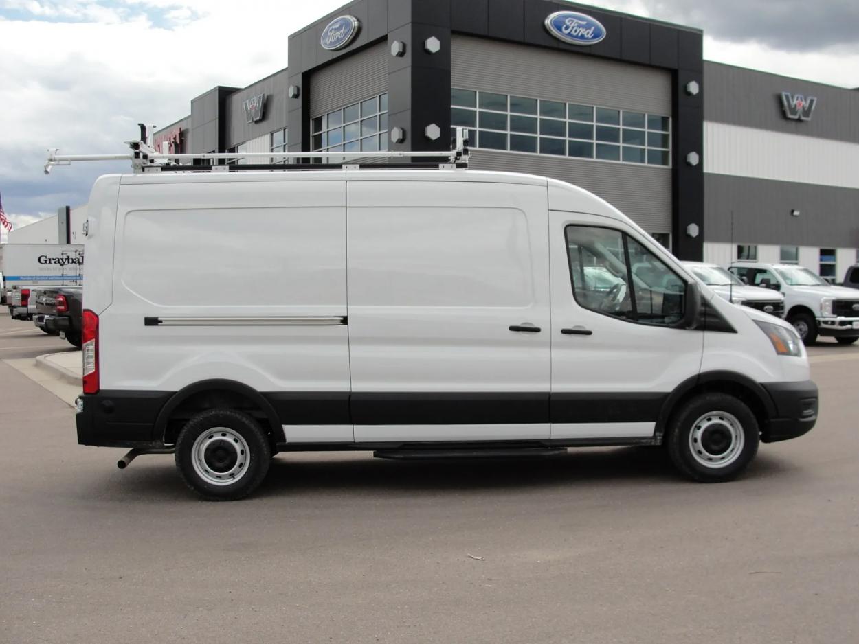 2024 Ford Transit | Photo 6 of 19