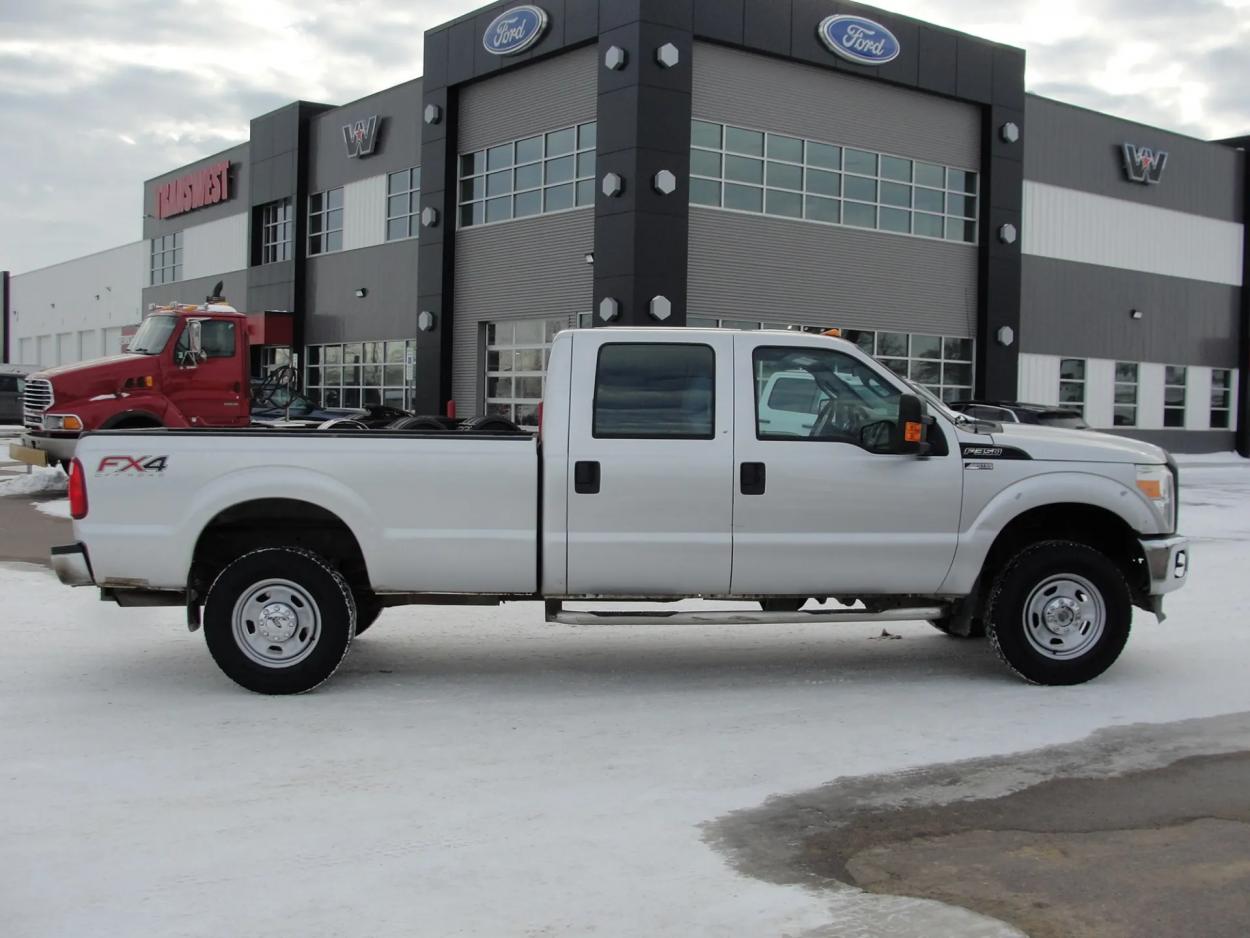 2016 Ford F-350 | Photo 11 of 24