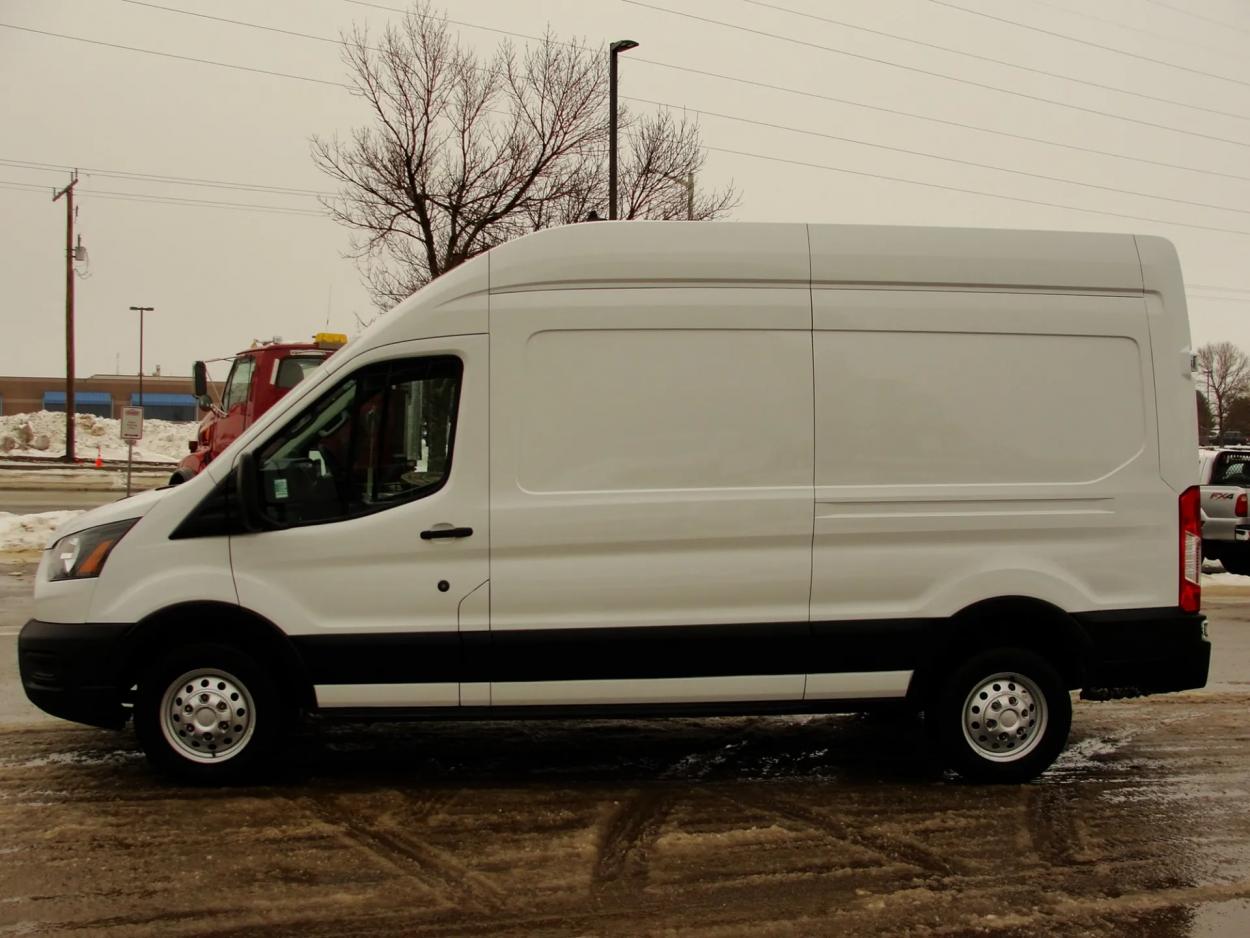 2022 Ford Transit | Photo 2 of 12