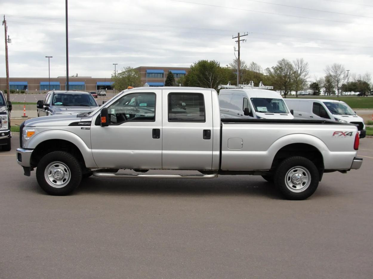 2016 Ford F-350 | Photo 4 of 24