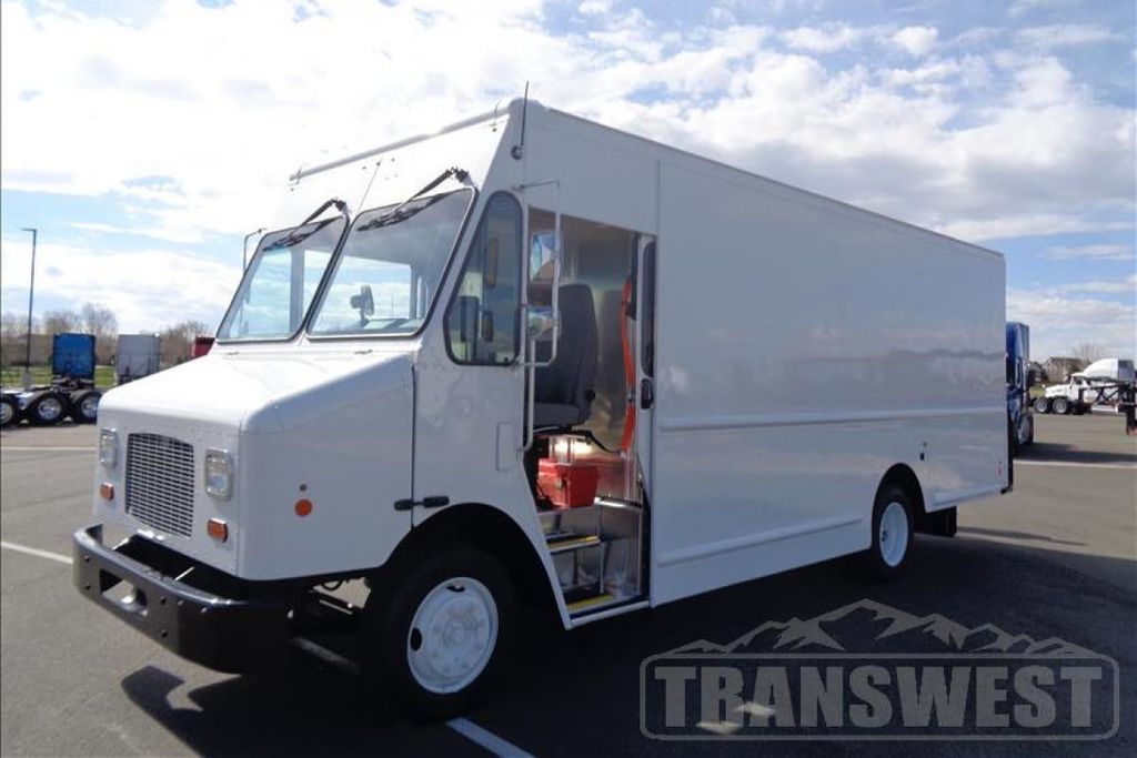 Decide which Step Van is best for your route