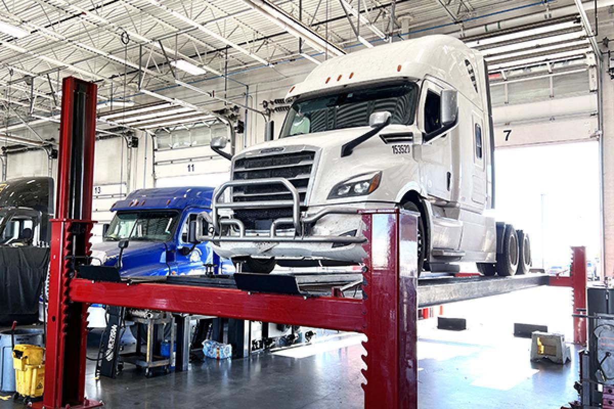 Transwes Commercial Truck Sales and Service | Transwest Trucks Superior