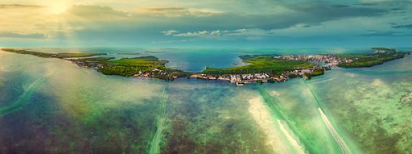 Panoramic shot of the Florida Keys