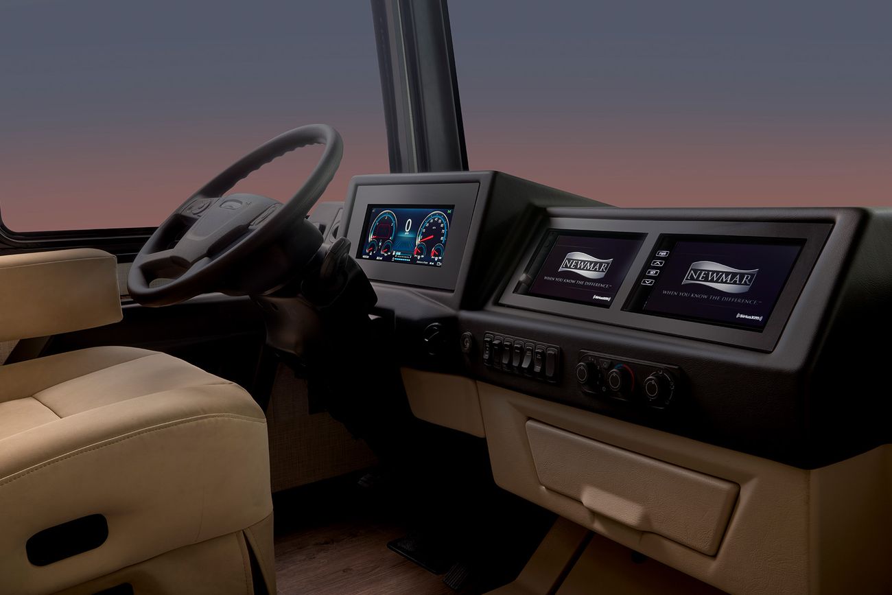 2026 Canyon Star cockpit 