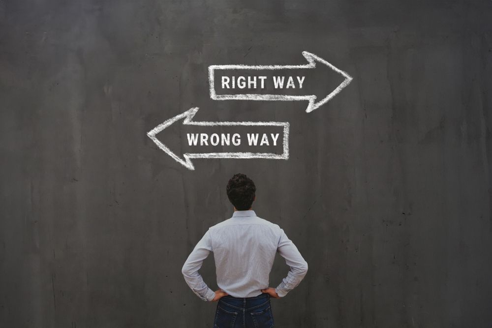 Choosing the right or wrong way