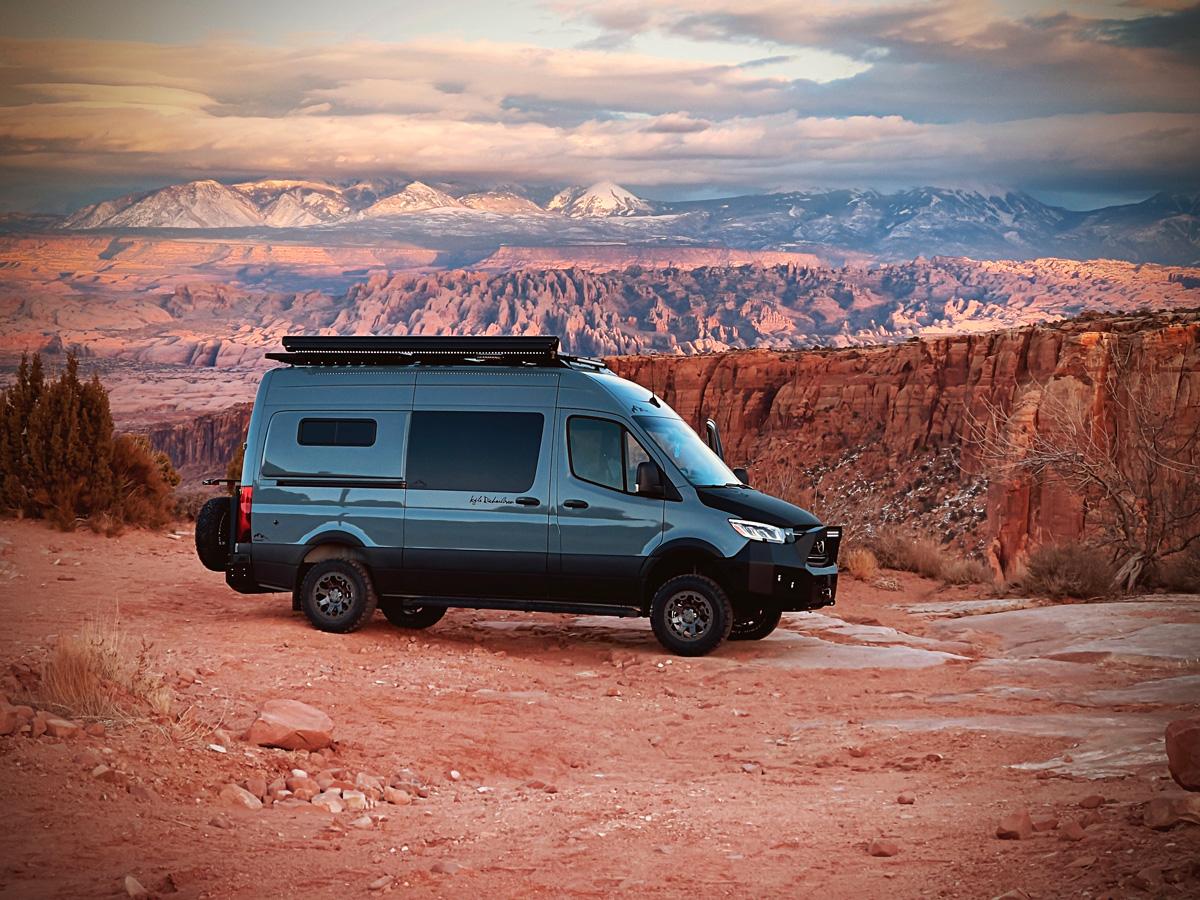 Features of the Best Off-Road Campers