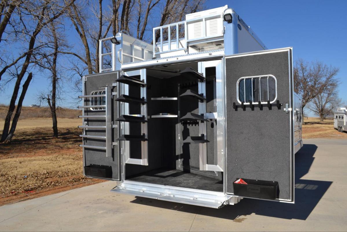Must-Have Horse Trailer Accessories for First Time Owners