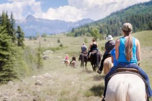 Five of the Best Horse Trail Rides in Colorado