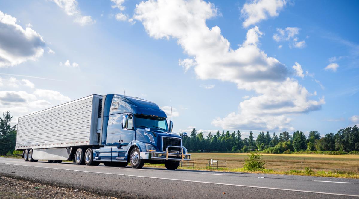 Semi Trailer Dimensions, Length & What Can You Haul