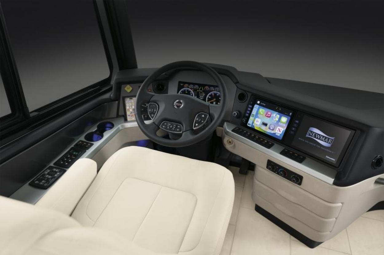 Dash of the Newmar London Aire