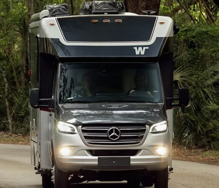 Winnebago Navion