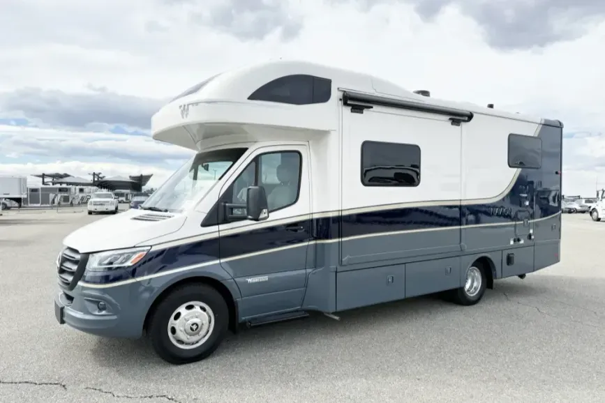 Winnebago Navion