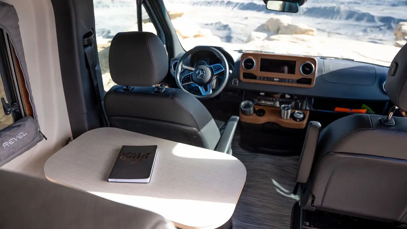 Winnebago Revel dashboard