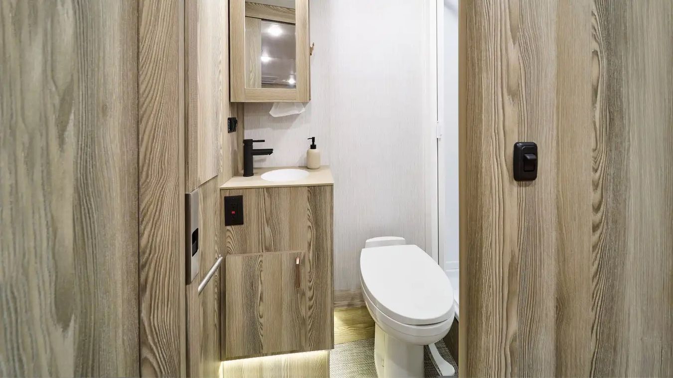 2026 Winnebago Navion