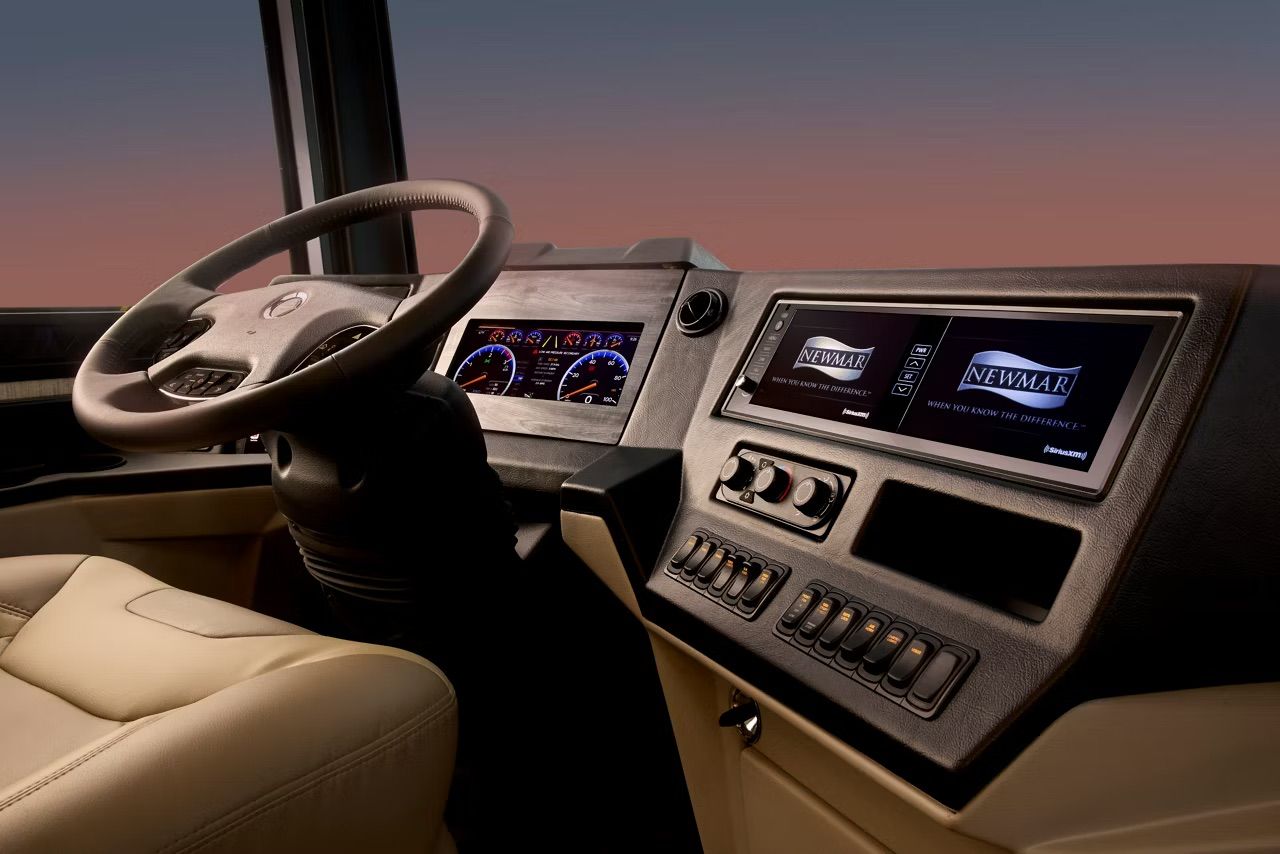 Dutch Star dashboard