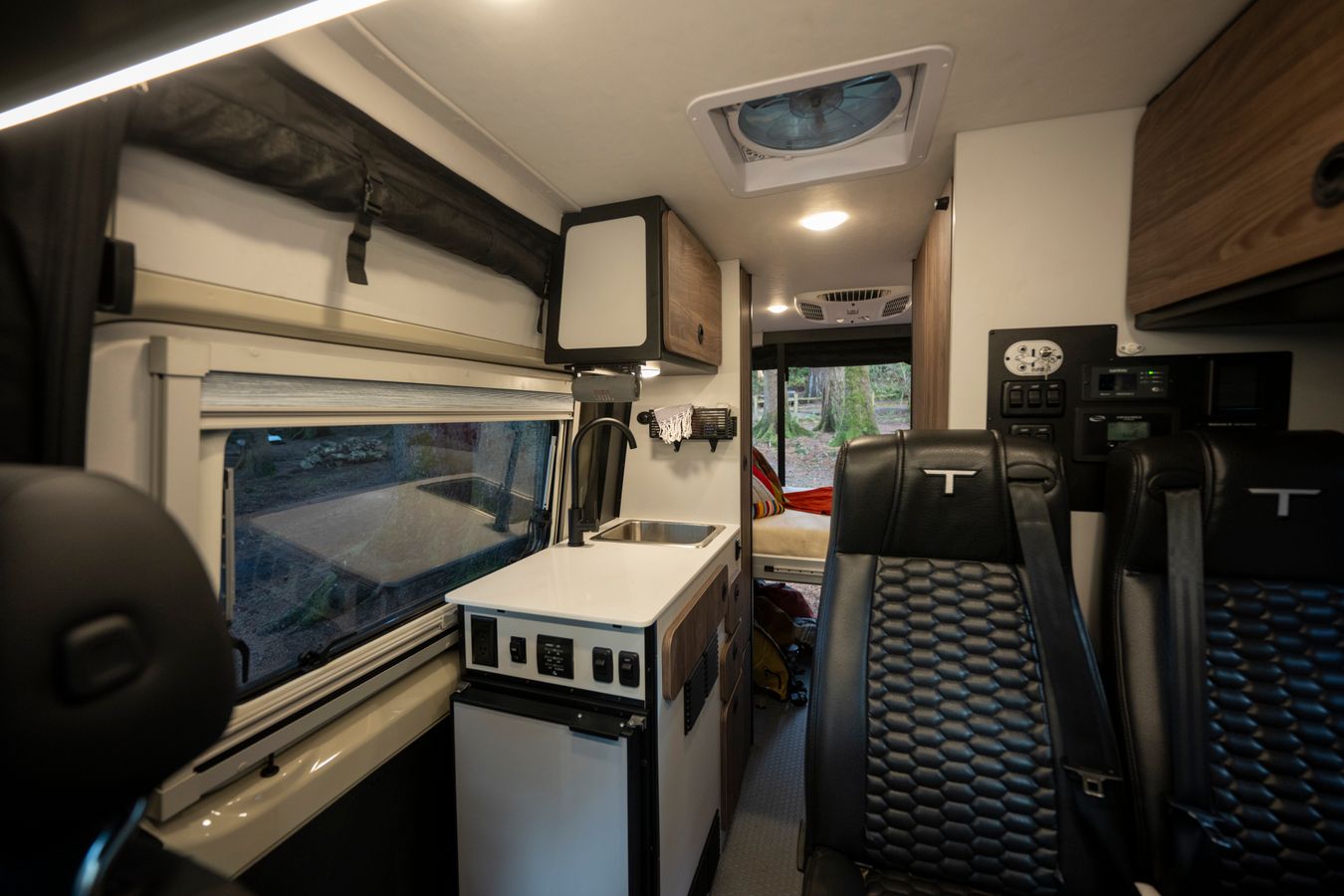 Jump seats in the Tiffin GH1