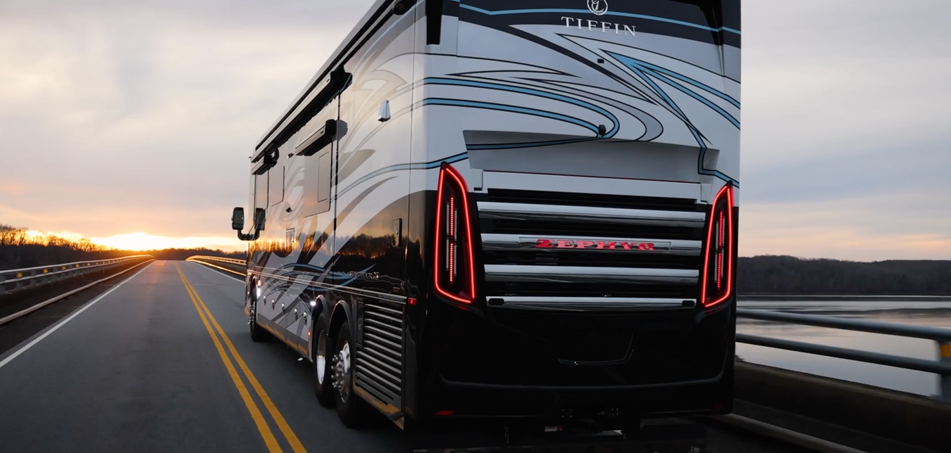 Exterior image of the 2025 Tiffin Zephyr
