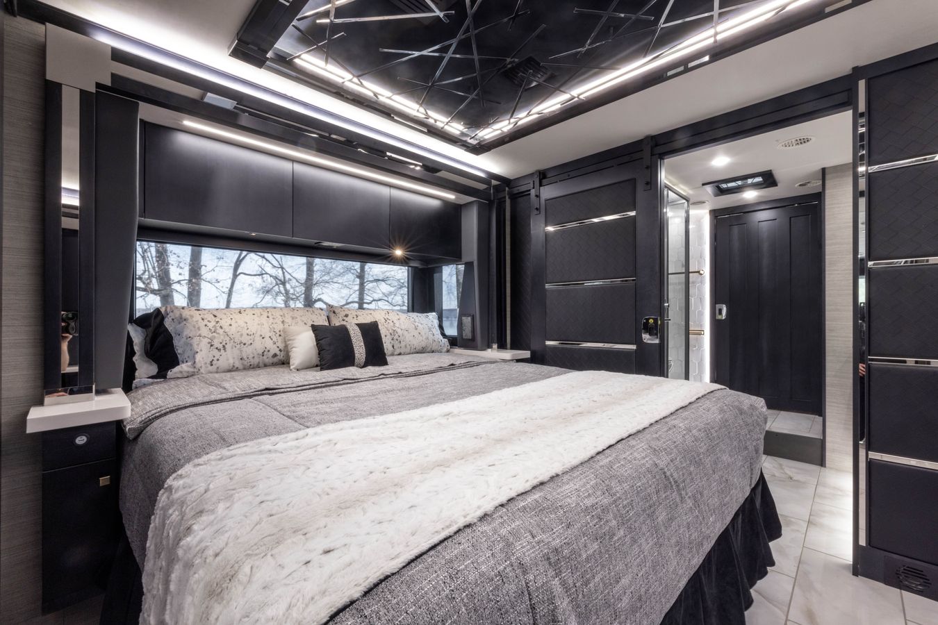 Interior image of the 2025 Tiffin Zephyr