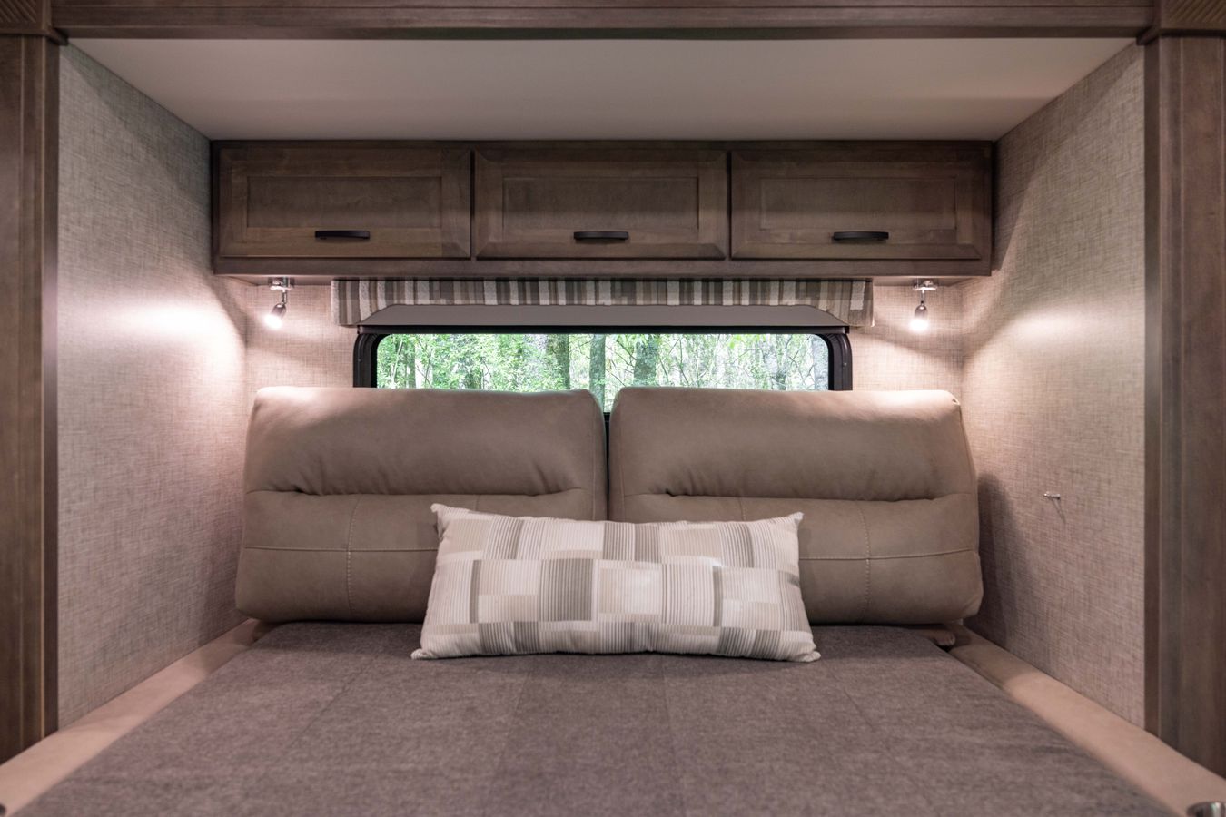 Bed inside the Tiffin Midas