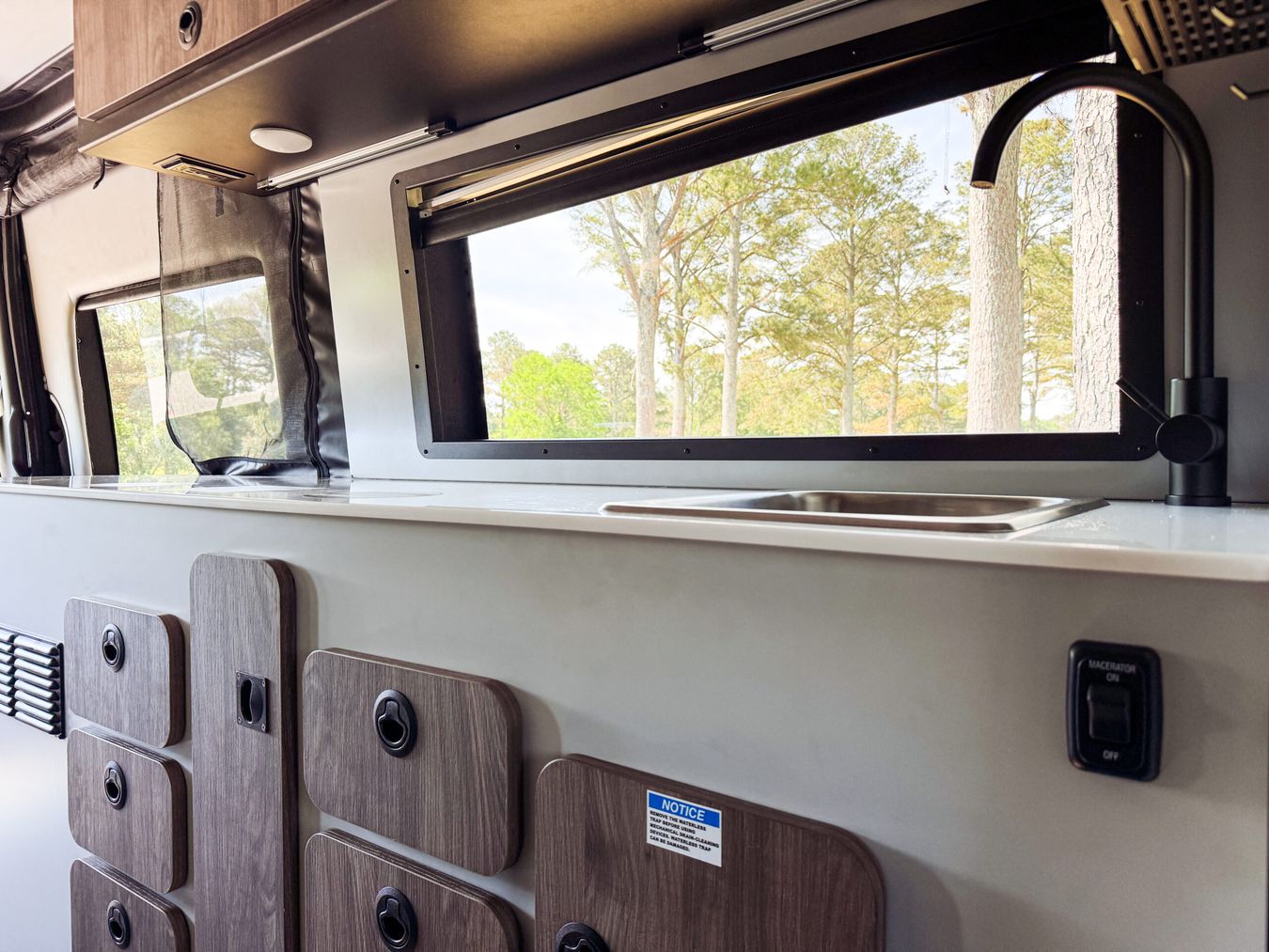 Interior view of the Tiffin GH2