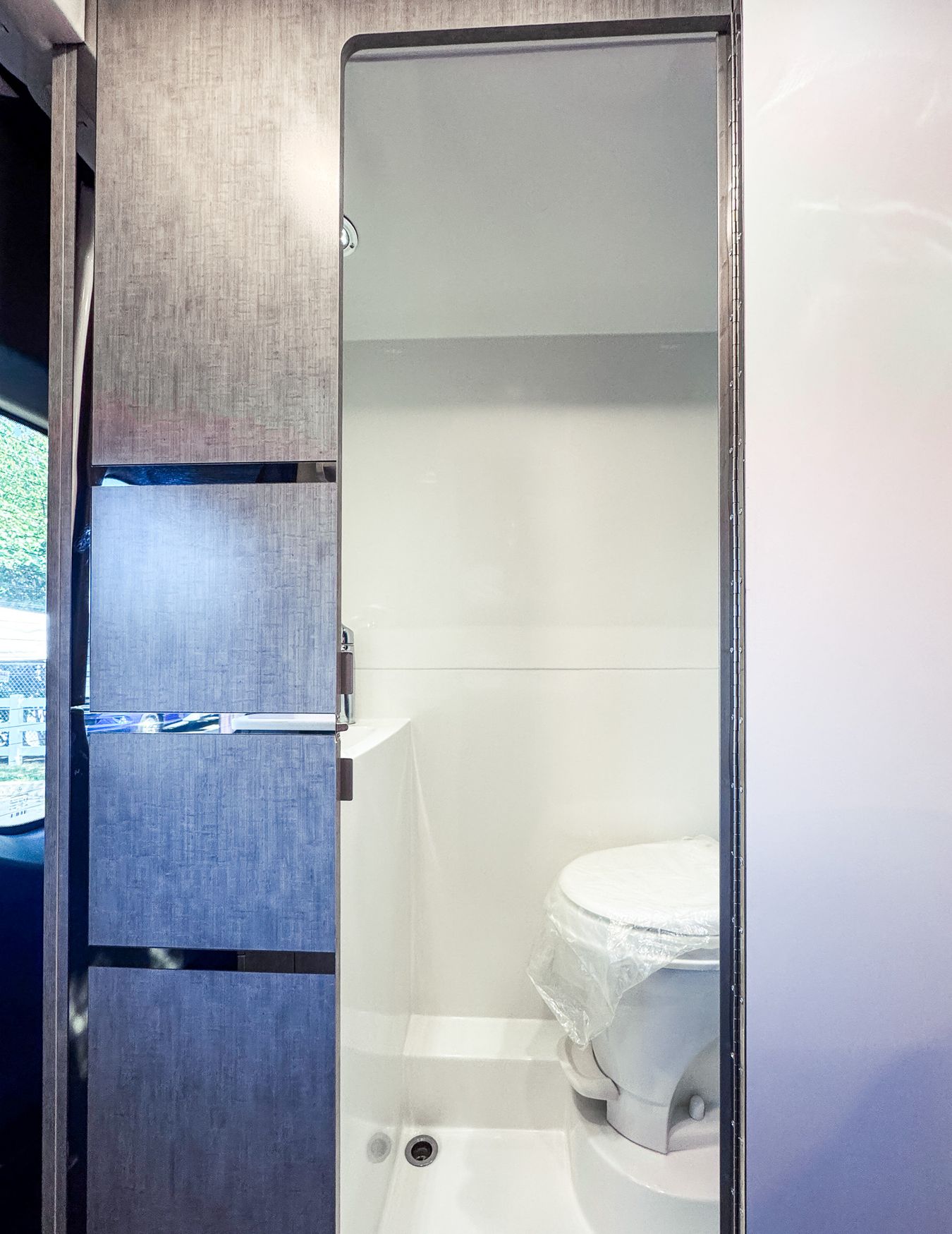 Toilet in the Tiffin GT2