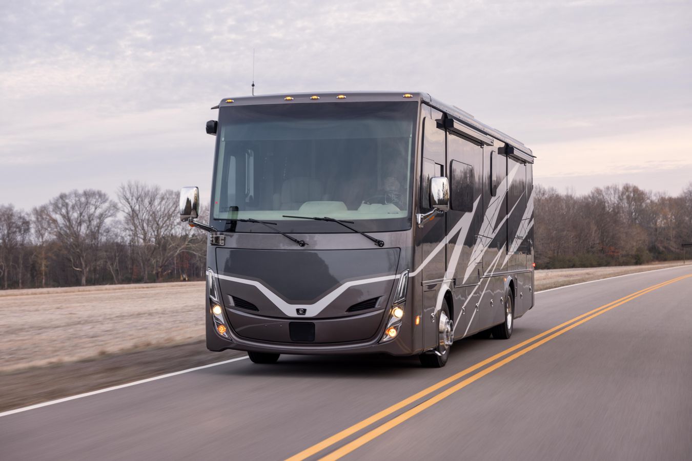 Outside image of the 2025 Tiffin Allegro Breeze 