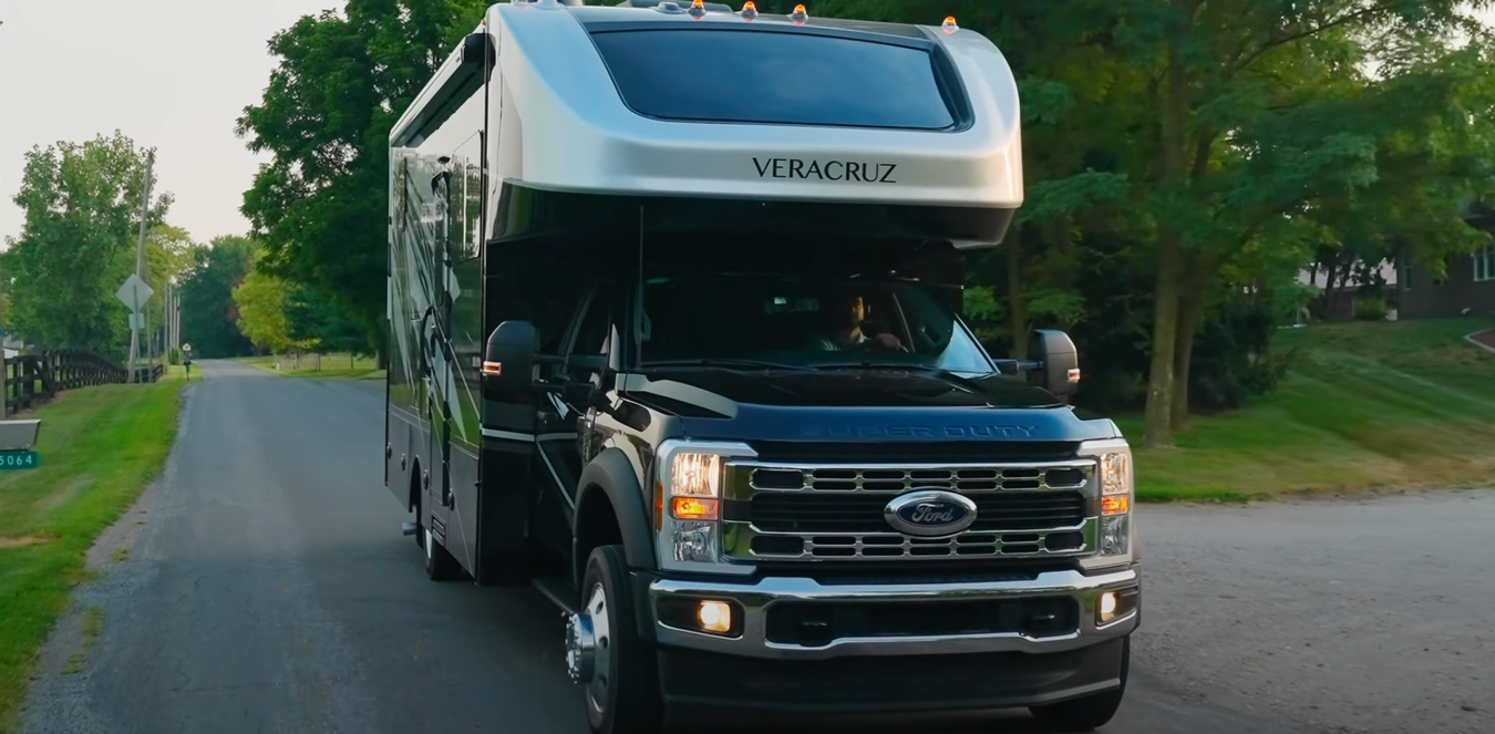 2025 Renegade Veracruz exterior image