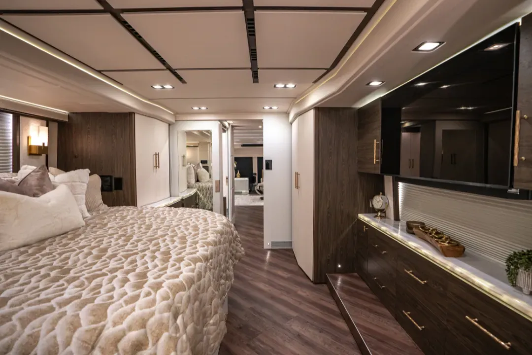 Emerald Luxury Coaches Interior