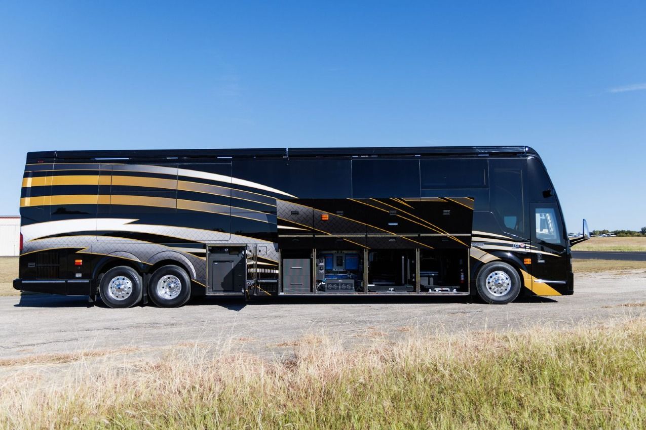 Prevost H3-45 Storage