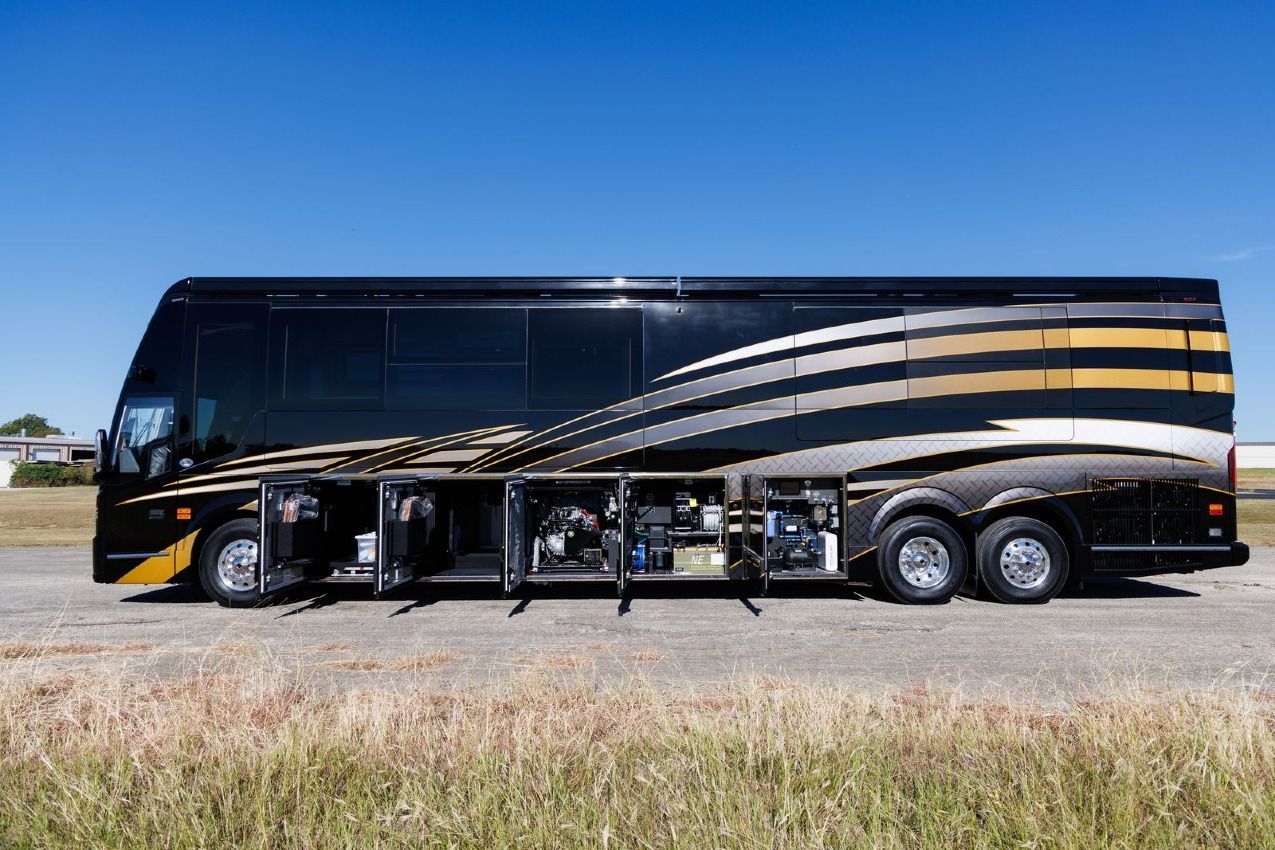Prevost H3-45 Storage
