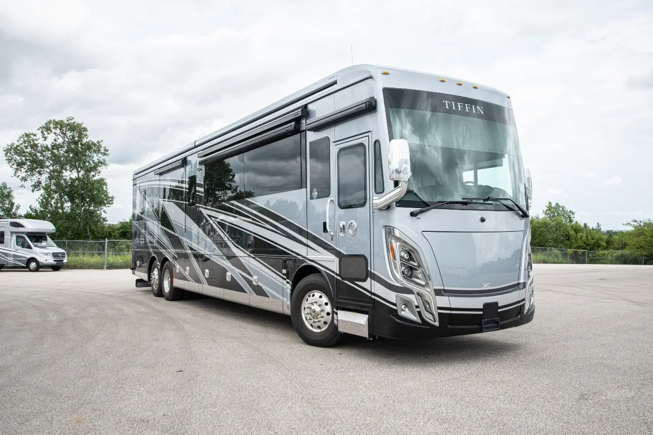 Zeffer Rv Motorhomes in Belton Missouri