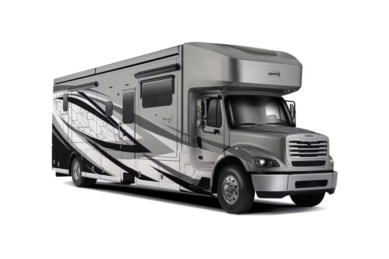2027 Newmar Super Star exterior image