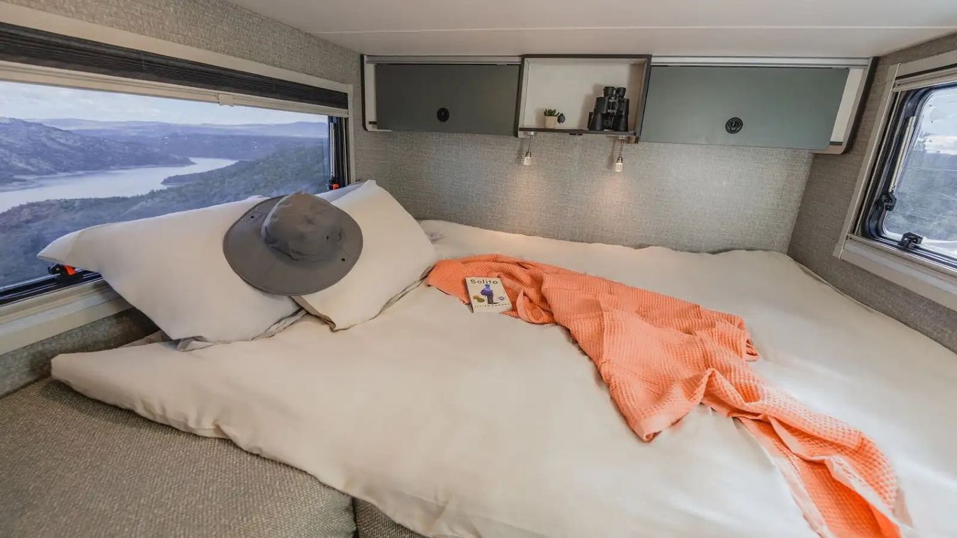 Sprinter bed