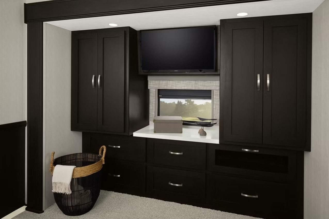 Northern Star dresser