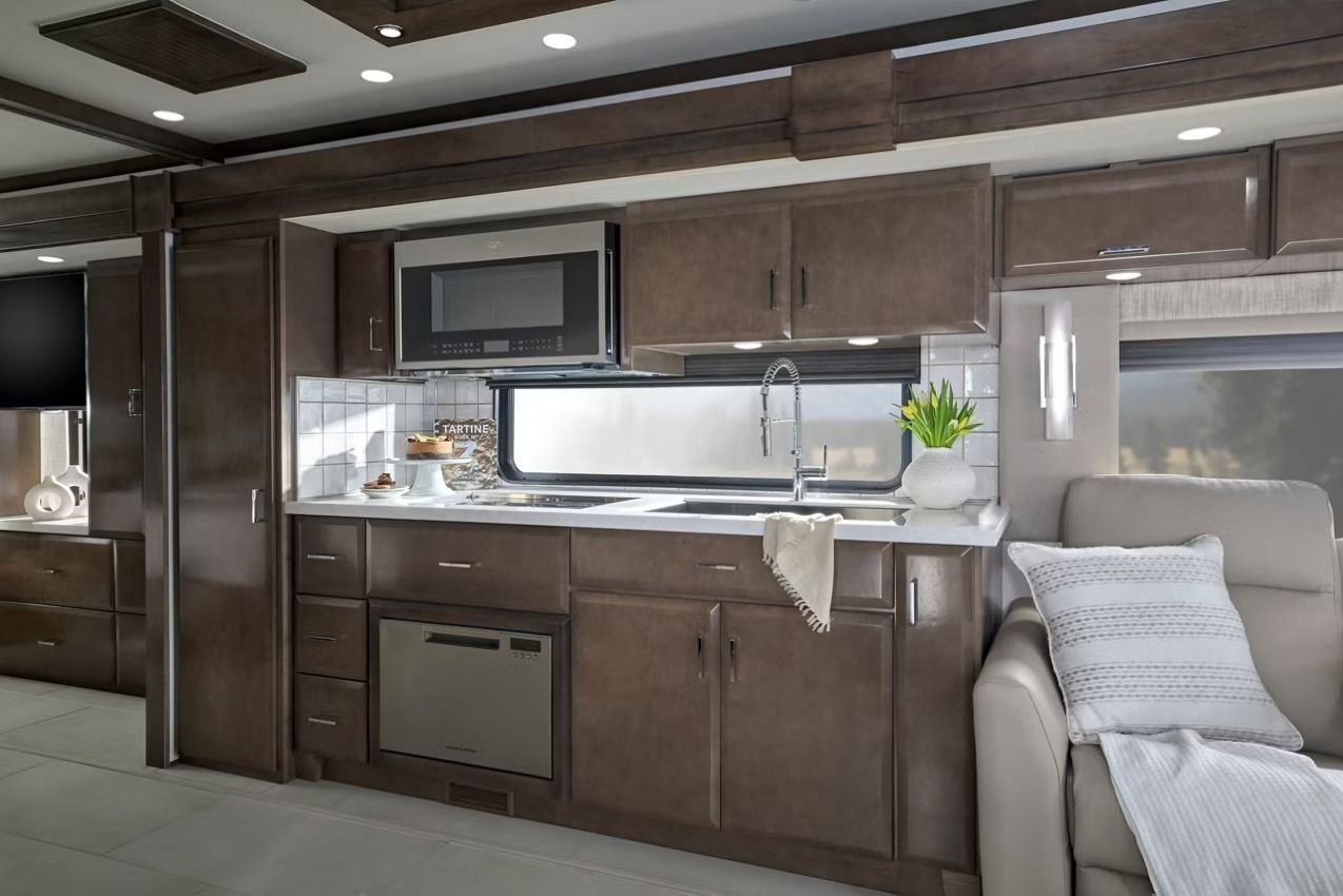 2027 Newmar Mountain Aire galley