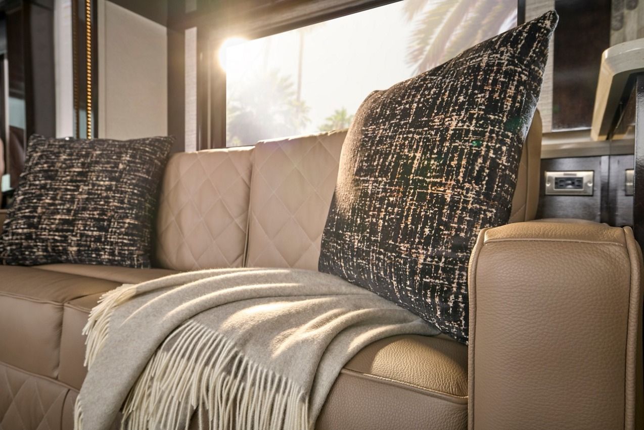 2027 Newmar Essex couch