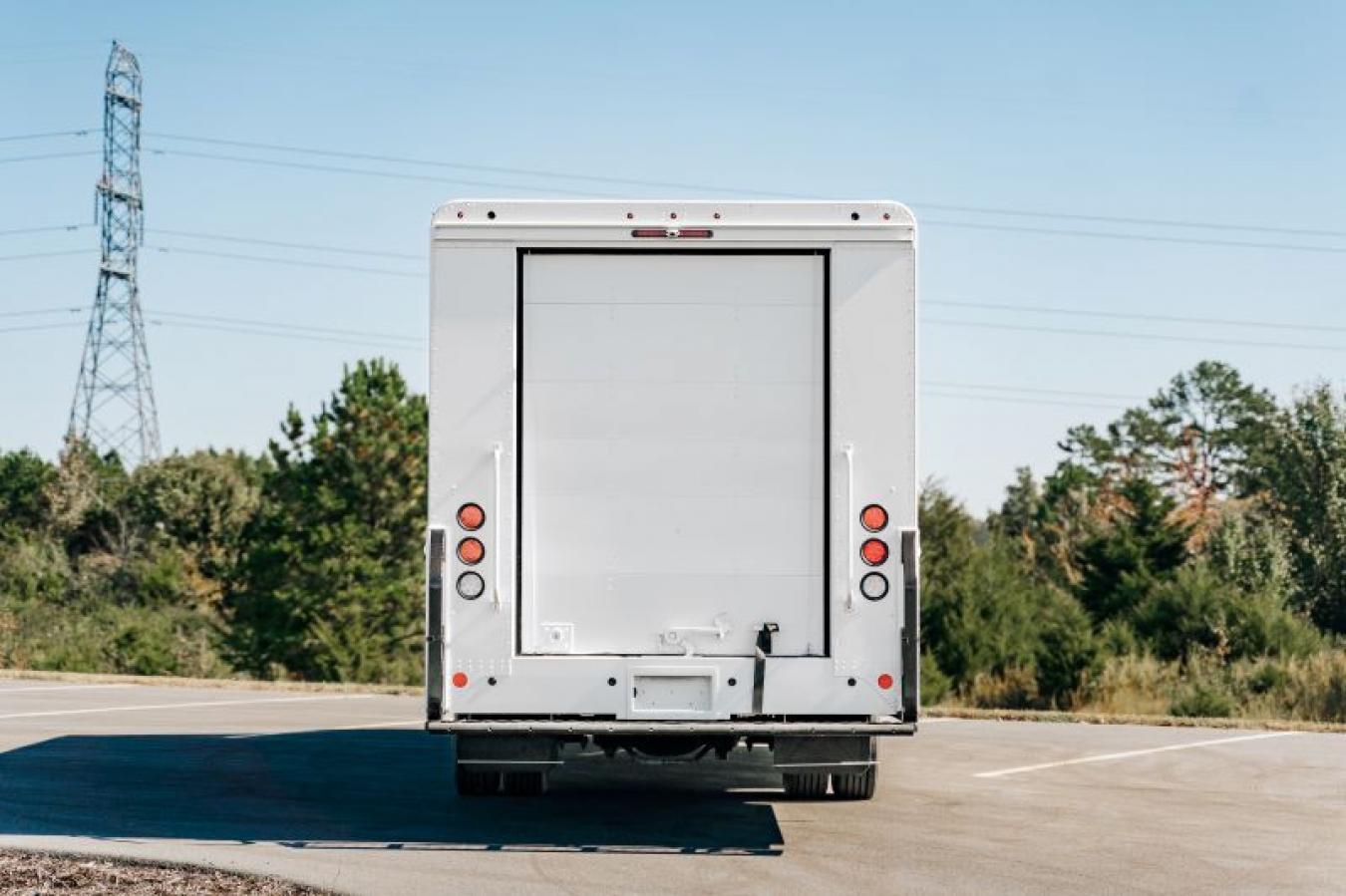 Morgan Olson Transwest Fedex ground step vans for sale with heavy duty roll up door