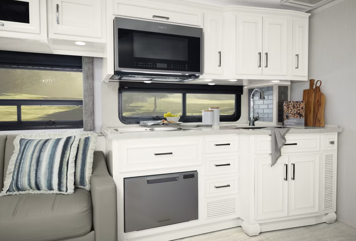 2026 Newmar Ventana kitchen