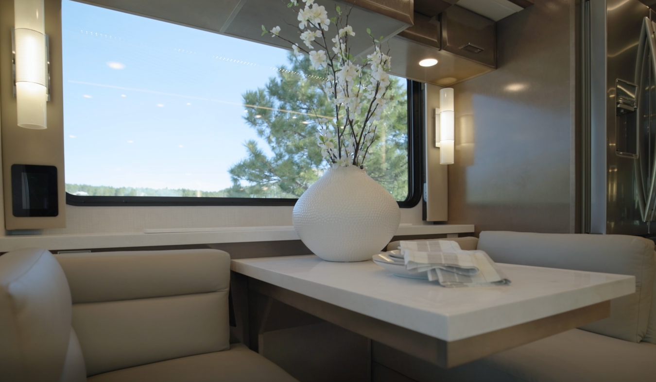 2026 Newmar Mountain Aire dinette