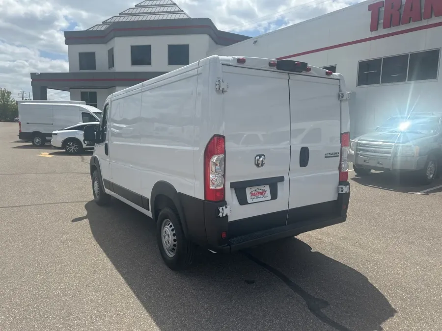 2025 RAM Promaster | Photo 2 of 15