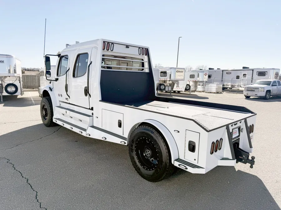 2025 Freightliner M2 106 Plus Summit Hauler | Photo 14 of 22