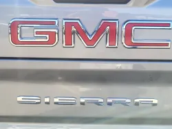 2026 GMC Sierra 2500HD AT4 | Thumbnail Photo 10 of 31