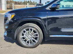 2023 GMC Terrain Denali | Thumbnail Photo 4 of 21