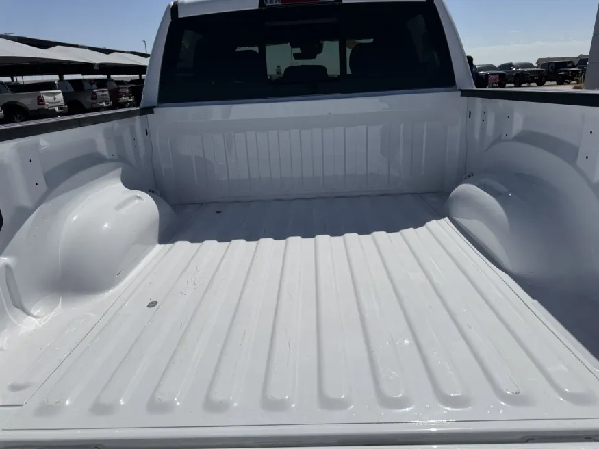 2025 RAM 1500 Warlock | Photo 7 of 18