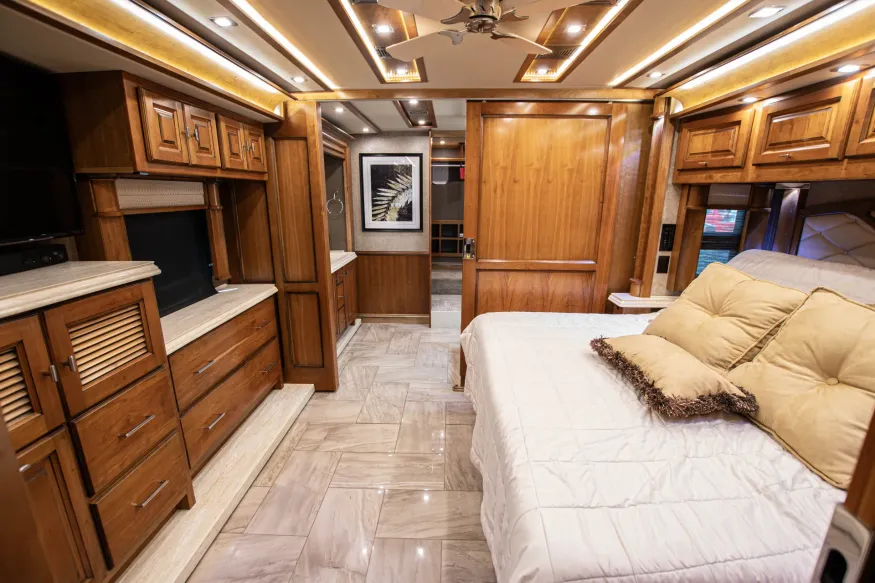 2018 Tiffin Allegro Bus 45OPP | Photo 25 of 33