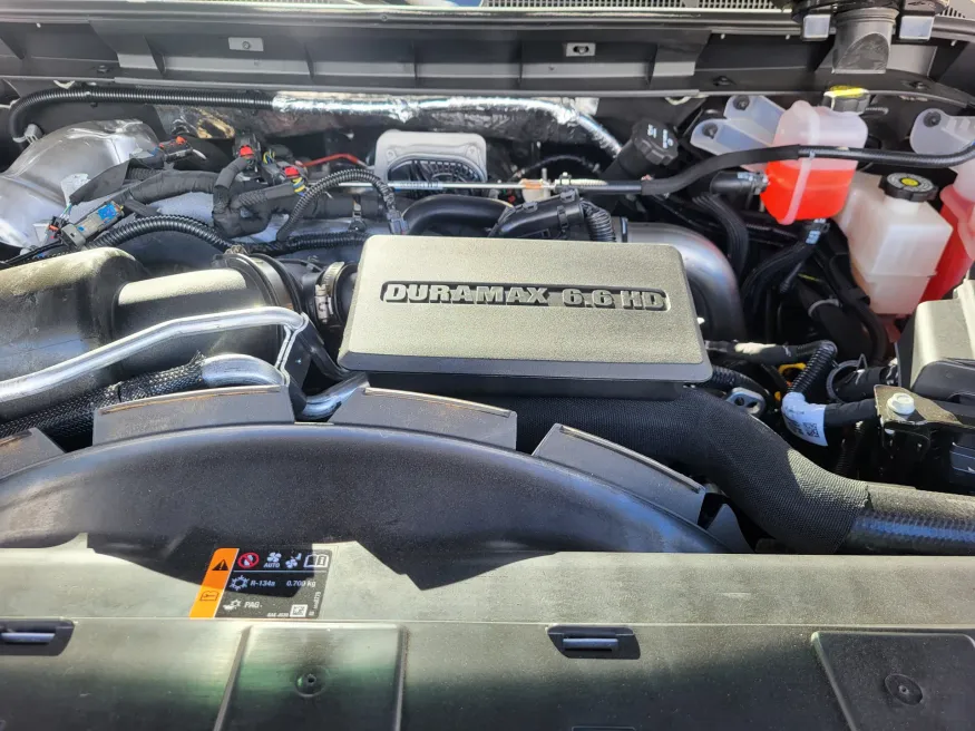 2026 GMC Sierra 2500HD AT4X | Photo 30 of 32