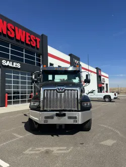 2027 Western Star 49X | Thumbnail Photo 2 of 14